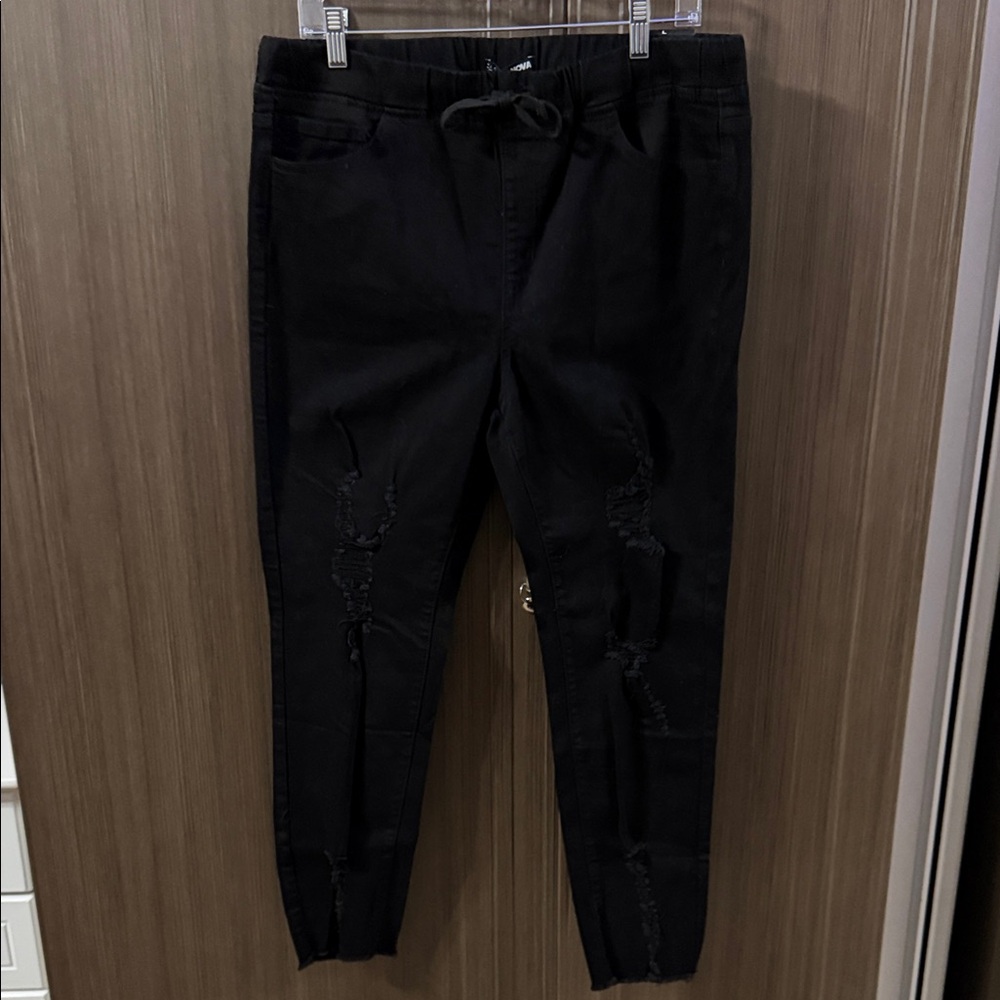 Fashion Nova Black Ripped Ankle Jeans